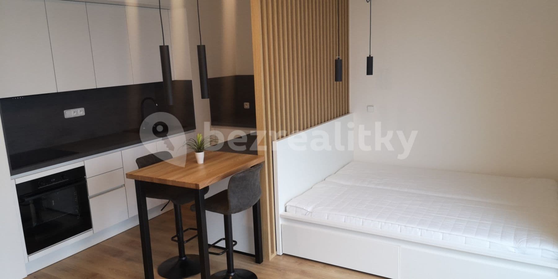 Studio flat to rent, 31 m², Heřmanická, Prague, Prague Studio flat to rent, 31 m², Heřmanická, Prague, Prague