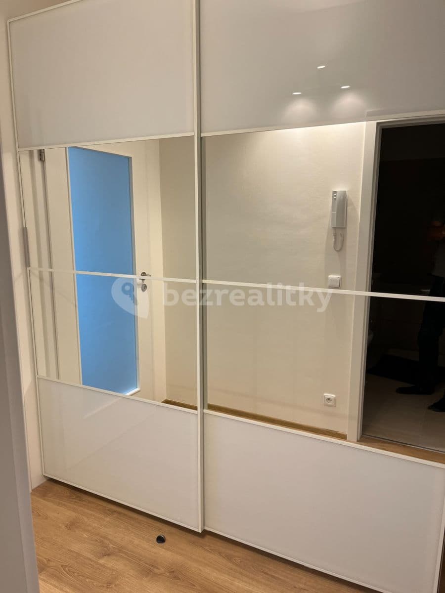Studio flat to rent, 31 m², Heřmanická, Prague, Prague Studio flat to rent, 31 m², Heřmanická, Prague, Prague