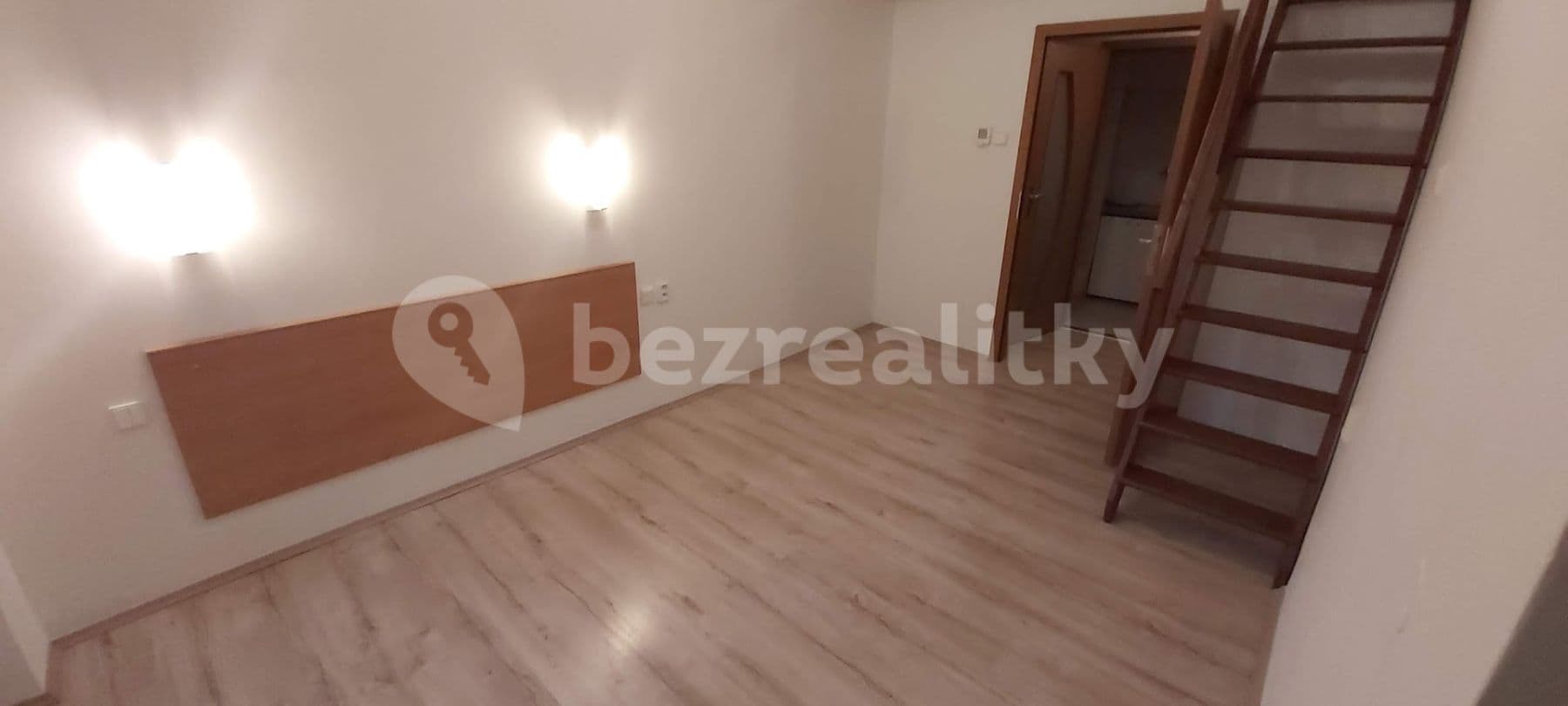 1 bedroom flat to rent, 35 m², Americká, Prague, Prague 1 bedroom flat to rent, 35 m², Americká, Prague, Prague