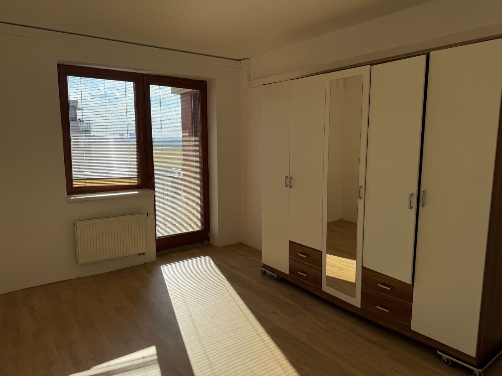 1 bedroom with open-plan kitchen flat to rent, 58 m², Bratislavská, Prague, Prague 1 bedroom with open-plan kitchen flat to rent, 58 m², Bratislavská, Prague, Prague