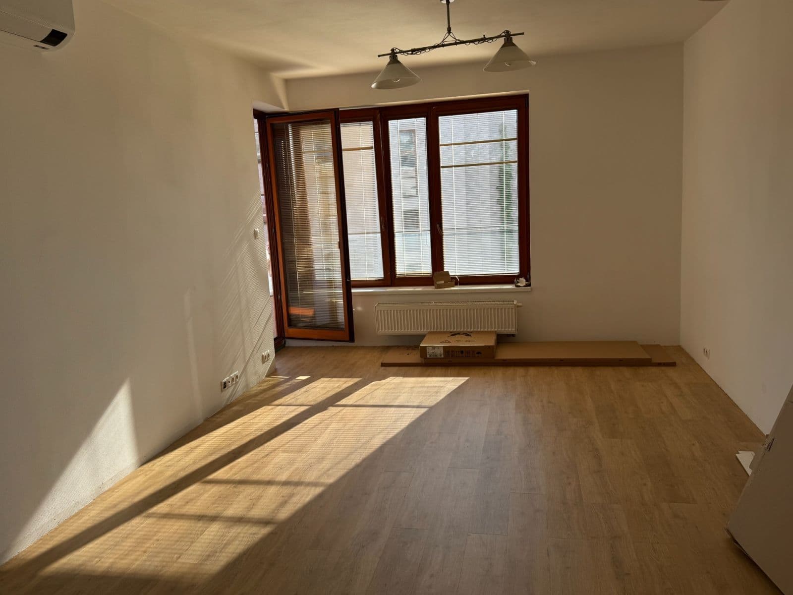 1 bedroom with open-plan kitchen flat to rent, 58 m², Bratislavská, Prague, Prague 1 bedroom with open-plan kitchen flat to rent, 58 m², Bratislavská, Prague, Prague