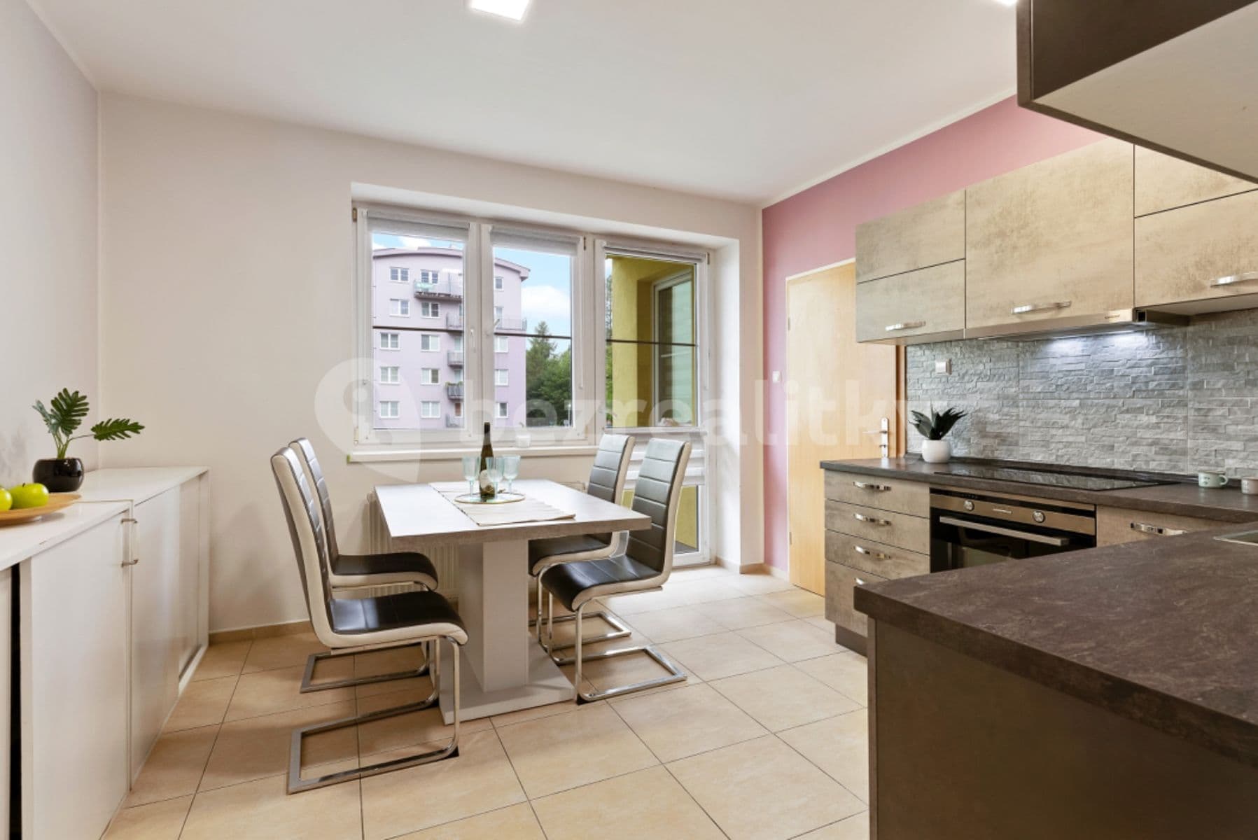 3 bedroom flat to rent, 83 m², Nádvorní, Liberec, Liberecký Region 3 bedroom flat to rent, 83 m², Nádvorní, Liberec, Liberecký Region