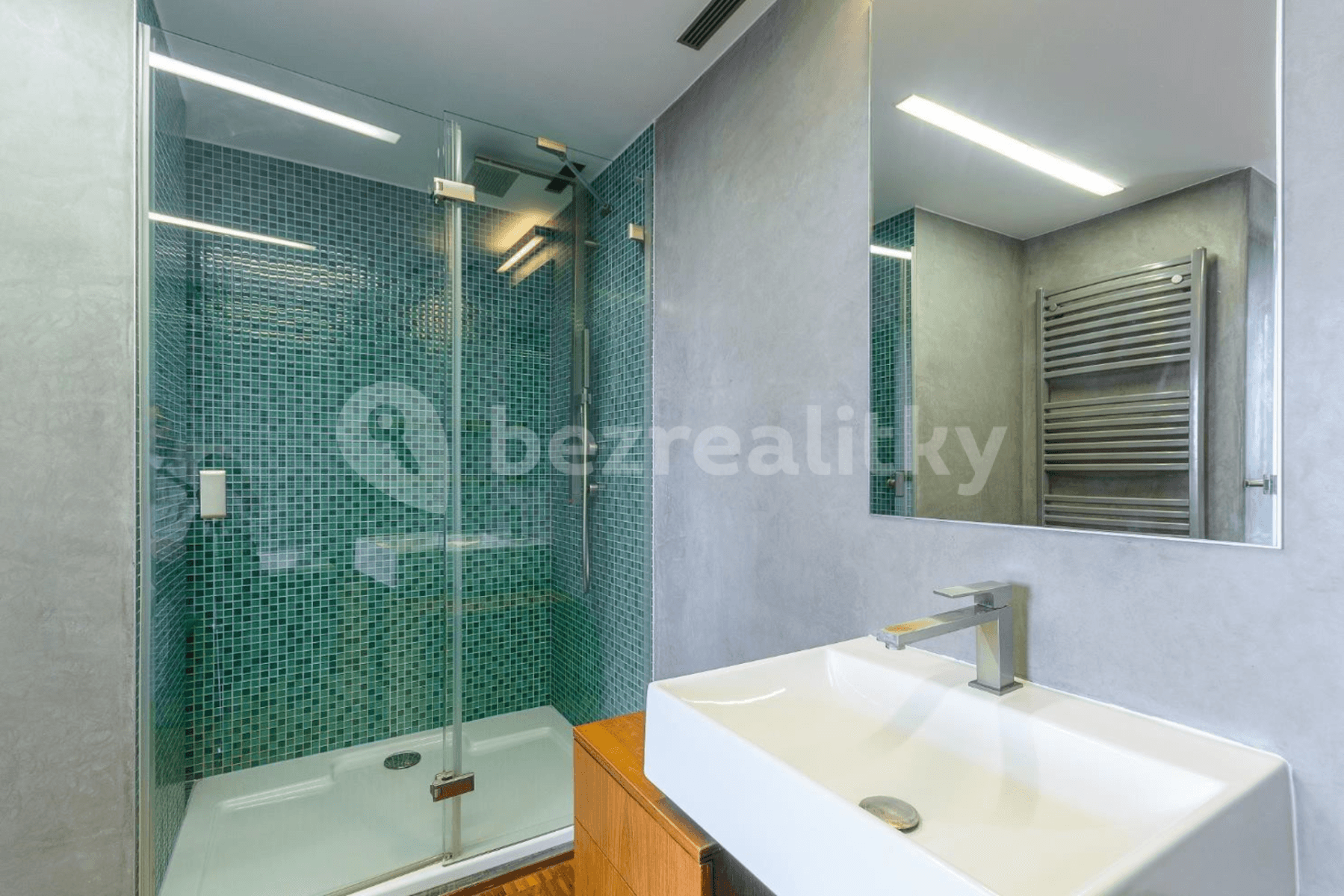 Studio flat to rent, 114 m², Křížová, Prague, Prague Studio flat to rent, 114 m², Křížová, Prague, Prague