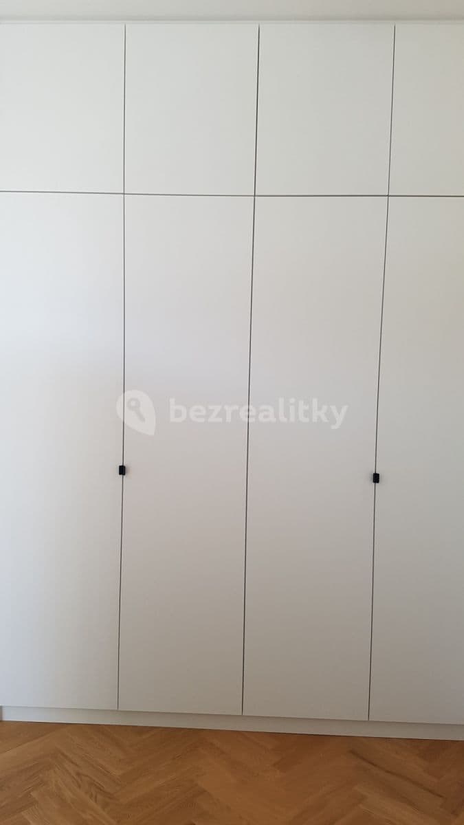1 bedroom flat to rent, 52 m², Charlese de Gaulla, Prague, Prague 1 bedroom flat to rent, 52 m², Charlese de Gaulla, Prague, Prague