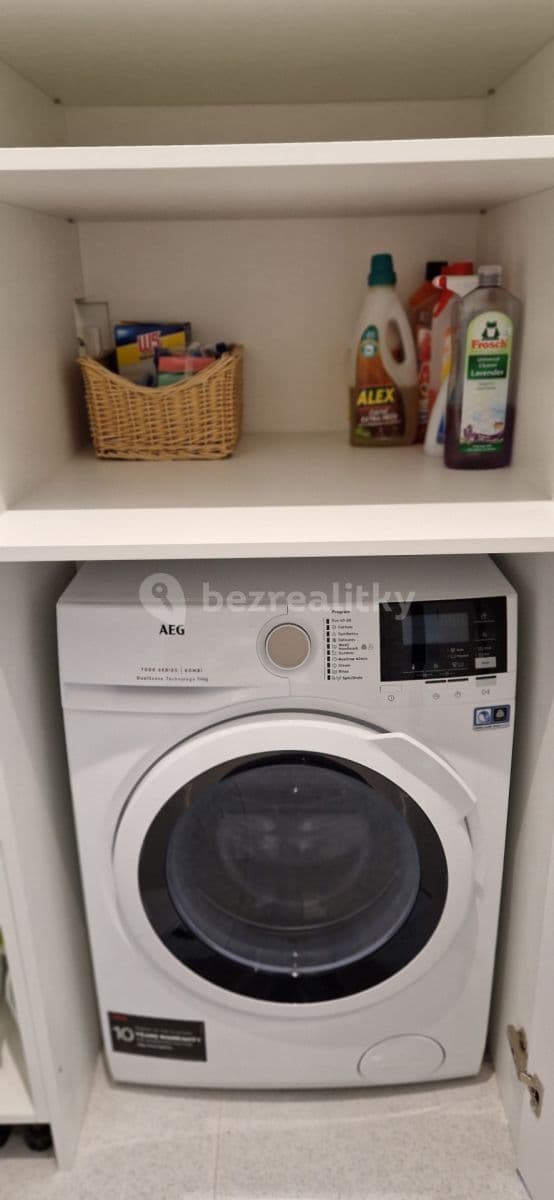 1 bedroom flat to rent, 52 m², Charlese de Gaulla, Prague, Prague 1 bedroom flat to rent, 52 m², Charlese de Gaulla, Prague, Prague