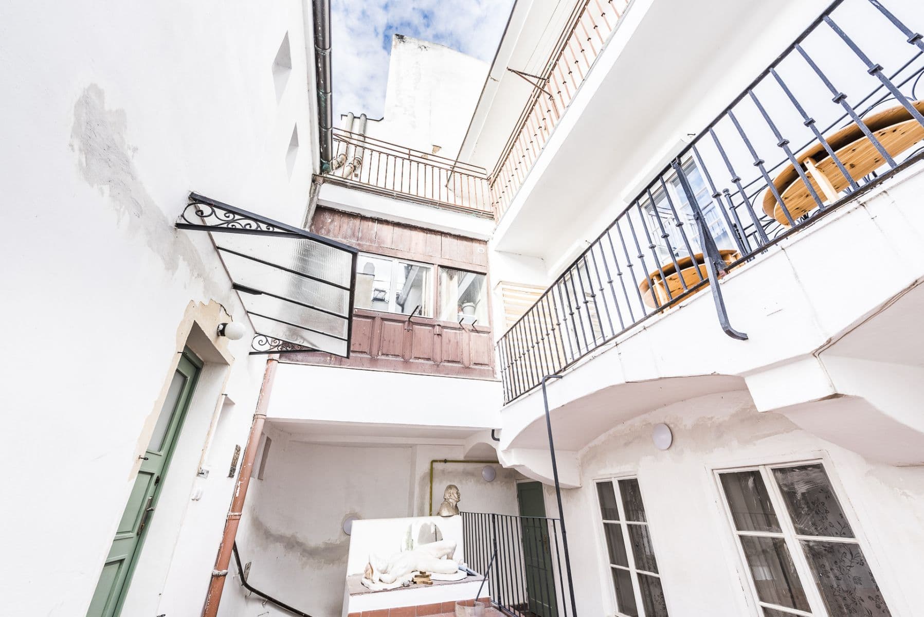 flat to rent, 56 m², U Lužického semináře, Prague, Prague flat to rent, 56 m², U Lužického semináře, Prague, Prague