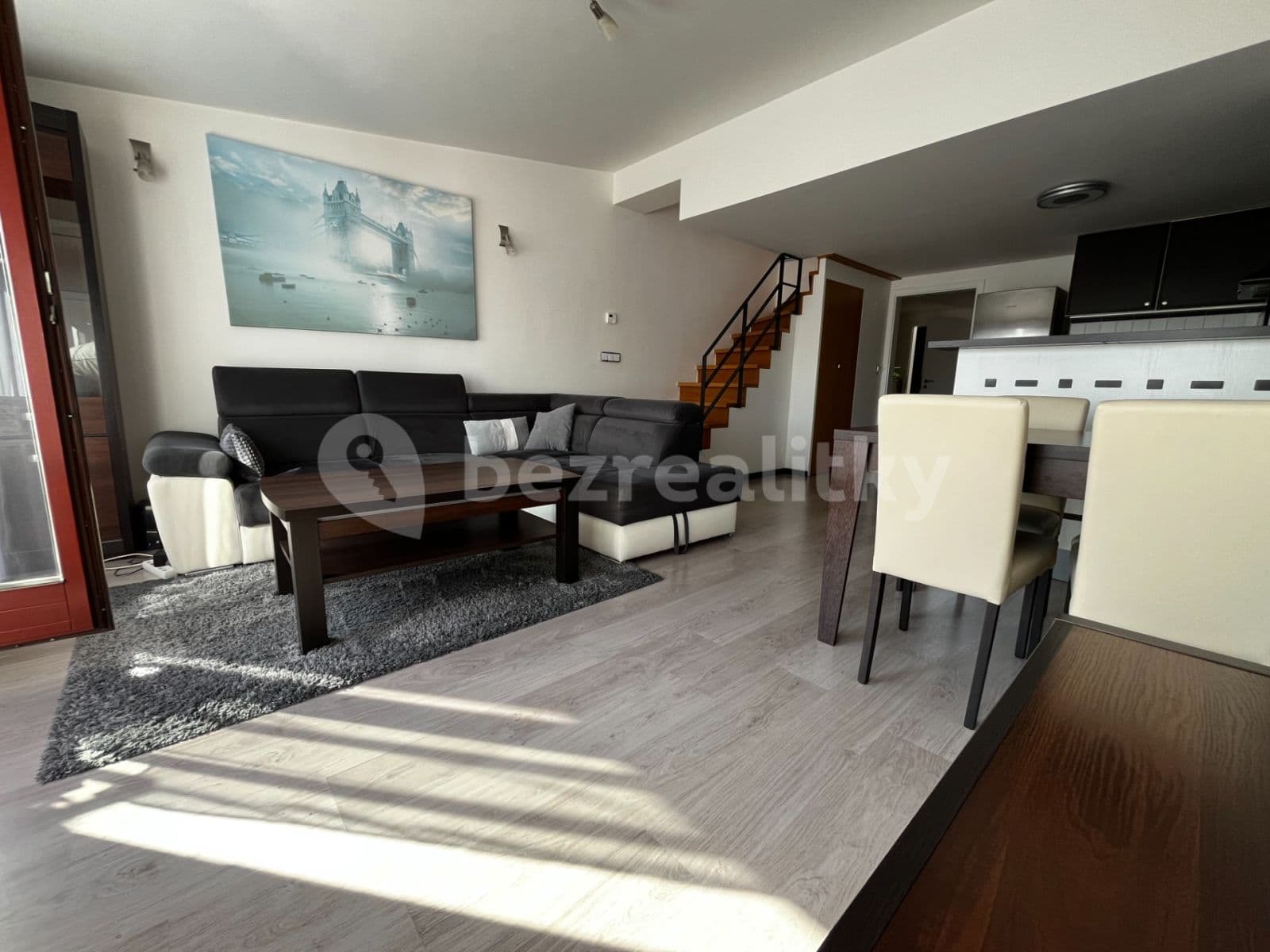 2 bedroom with open-plan kitchen flat to rent, 80 m², Křenová, Brno, Jihomoravský Region 2 bedroom with open-plan kitchen flat to rent, 80 m², Křenová, Brno, Jihomoravský Region