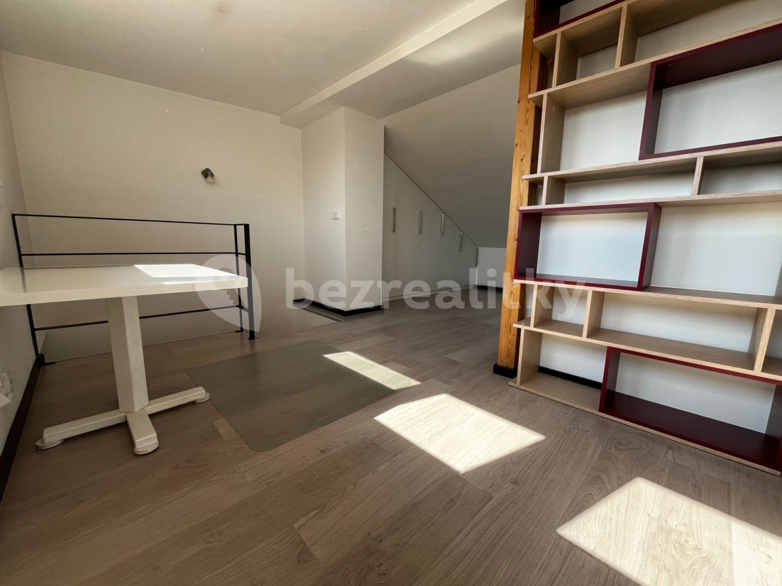 2 bedroom with open-plan kitchen flat to rent, 80 m², Křenová, Brno, Jihomoravský Region 2 bedroom with open-plan kitchen flat to rent, 80 m², Křenová, Brno, Jihomoravský Region