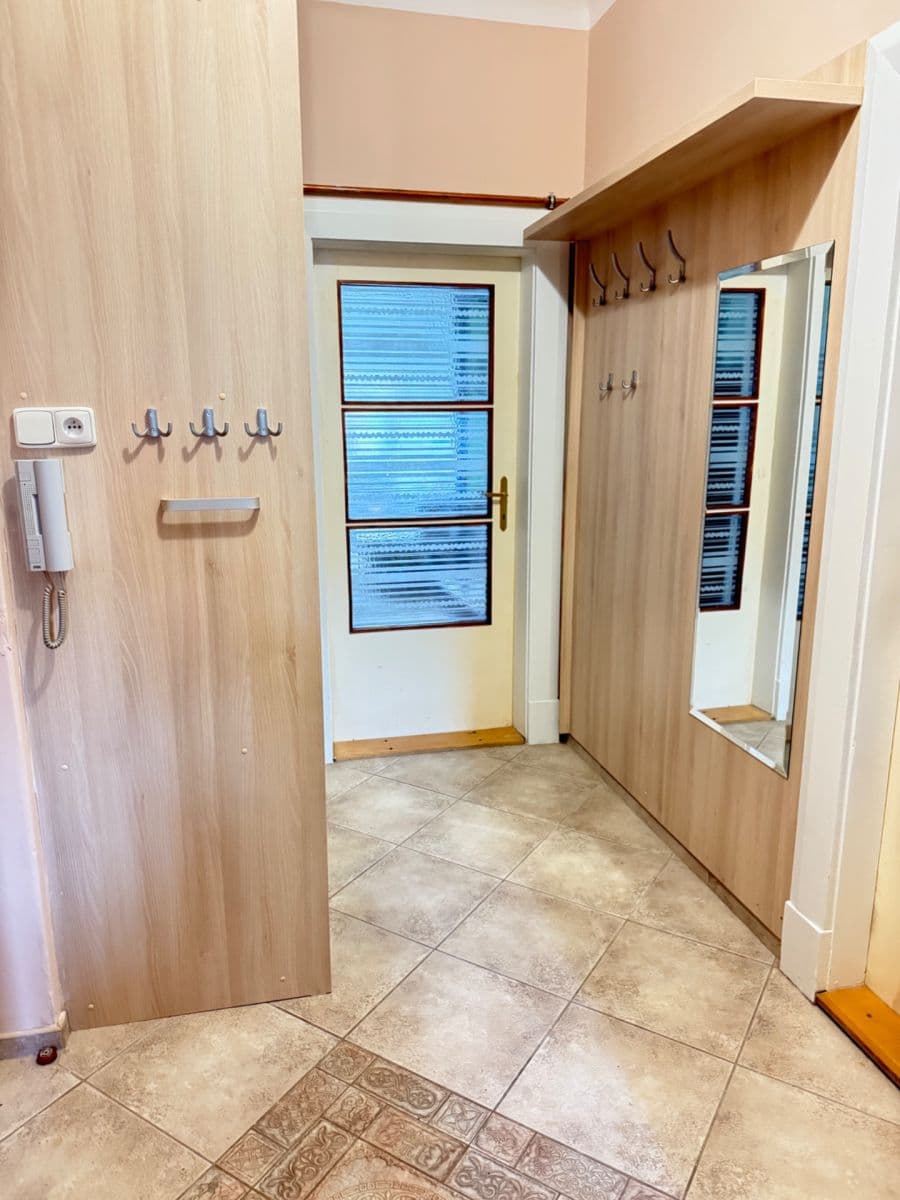 2 bedroom with open-plan kitchen flat for sale, 108 m², Raisova, Plzeň, Plzeňský Region 2 bedroom with open-plan kitchen flat for sale, 108 m², Raisova, Plzeň, Plzeňský Region