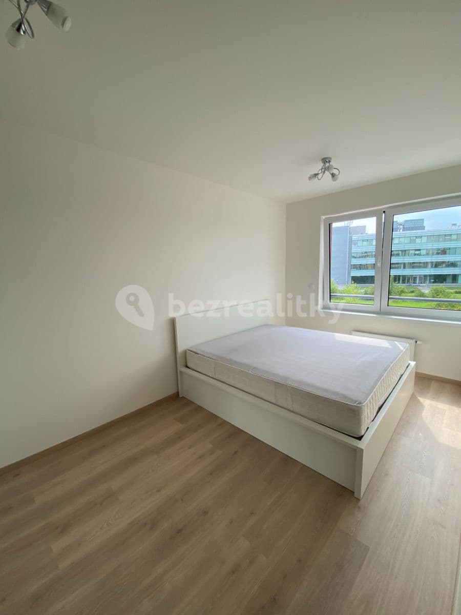 1 bedroom with open-plan kitchen flat to rent, 52 m², K Metru, Prague, Prague 1 bedroom with open-plan kitchen flat to rent, 52 m², K Metru, Prague, Prague