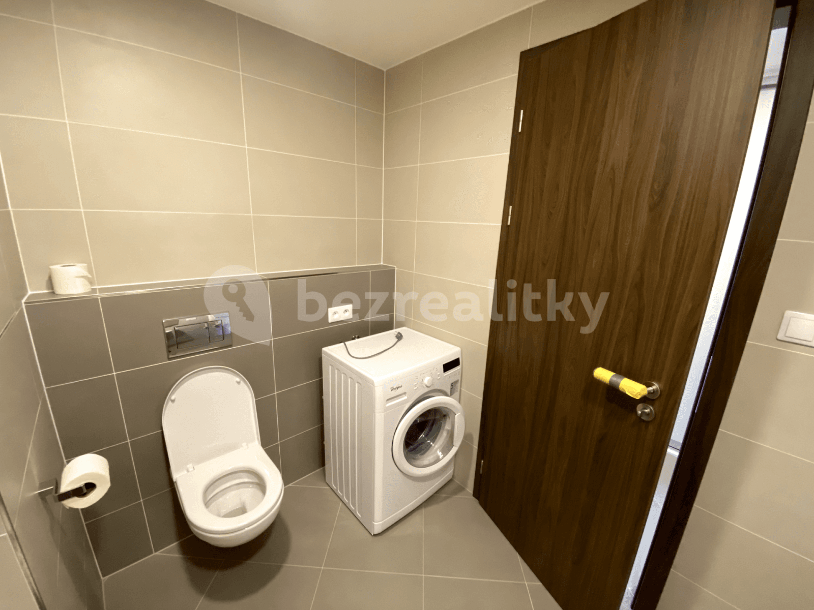 1 bedroom with open-plan kitchen flat to rent, 52 m², K Metru, Prague, Prague 1 bedroom with open-plan kitchen flat to rent, 52 m², K Metru, Prague, Prague
