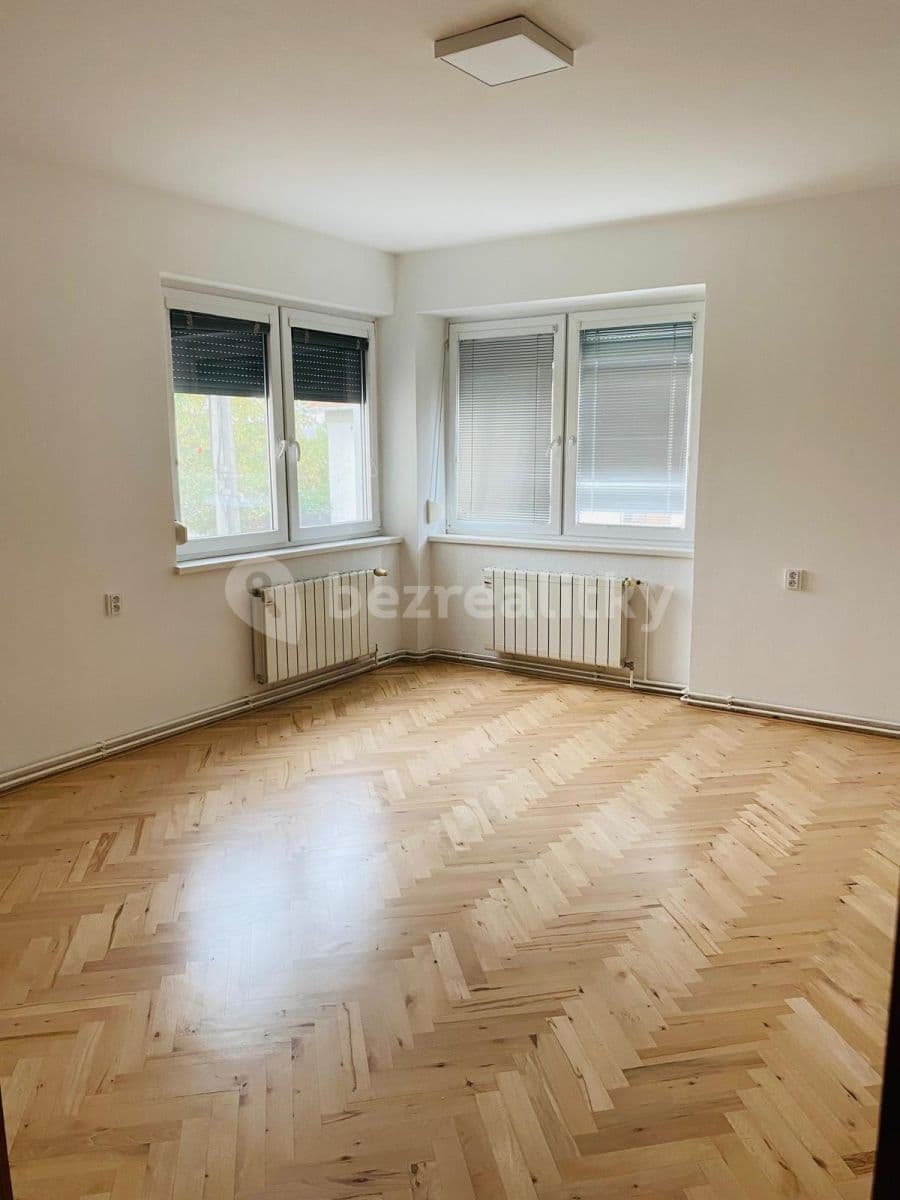4 bedroom flat to rent, 100 m², Marty Rožánkové, Křelov-Břuchotín, Olomoucký Region 4 bedroom flat to rent, 100 m², Marty Rožánkové, Křelov-Břuchotín, Olomoucký Region