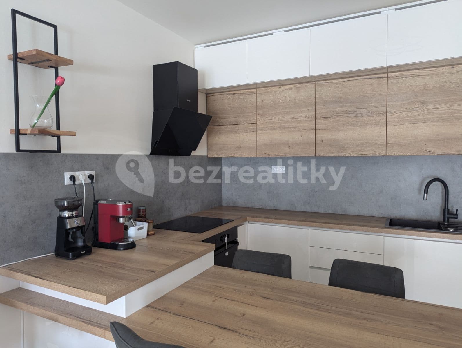 1 bedroom with open-plan kitchen flat to rent, 60 m², V Horkách, Prague, Prague 1 bedroom with open-plan kitchen flat to rent, 60 m², V Horkách, Prague, Prague
