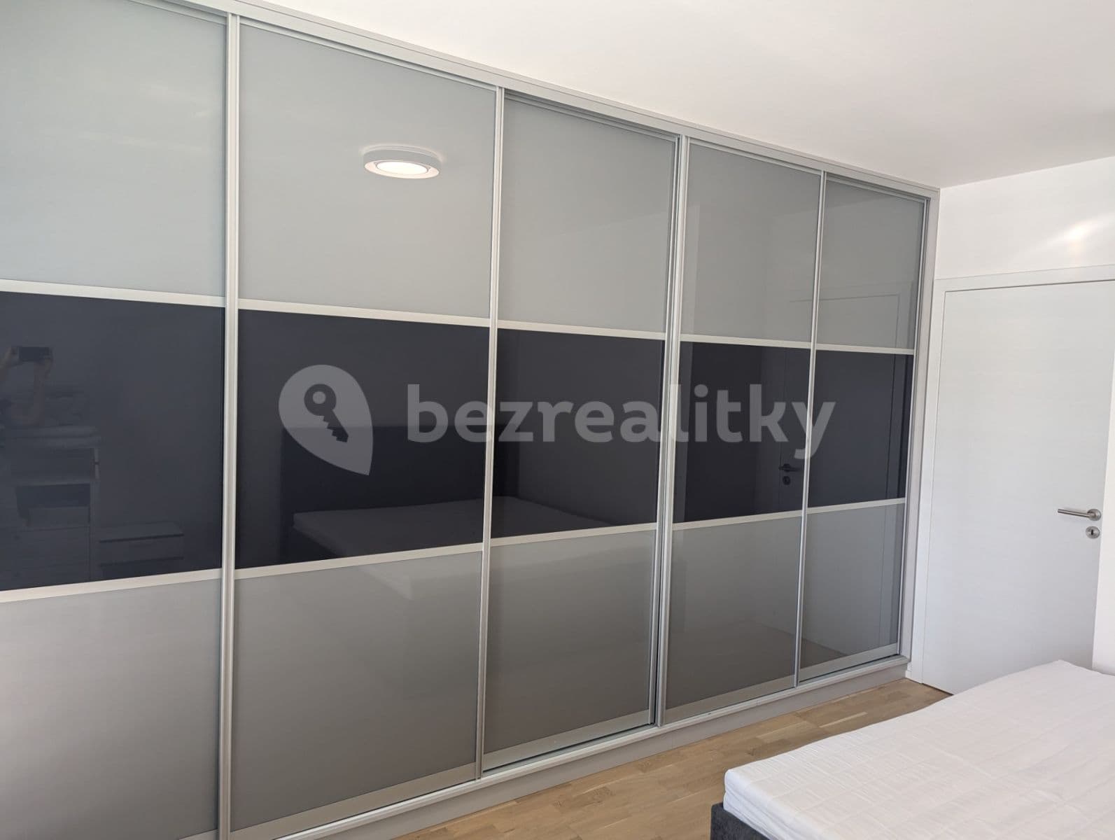 1 bedroom with open-plan kitchen flat to rent, 60 m², V Horkách, Prague, Prague 1 bedroom with open-plan kitchen flat to rent, 60 m², V Horkách, Prague, Prague