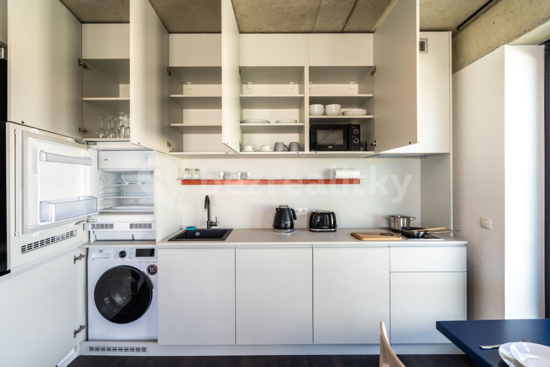 Studio flat to rent, 37 m², Obchodní, Říčany, Středočeský Region Studio flat to rent, 37 m², Obchodní, Říčany, Středočeský Region