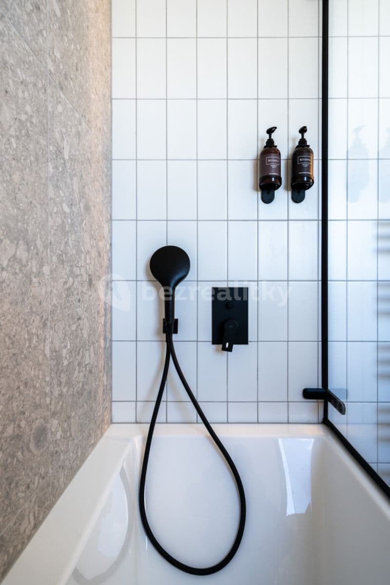 Studio flat to rent, 37 m², Obchodní, Říčany, Středočeský Region Studio flat to rent, 37 m², Obchodní, Říčany, Středočeský Region