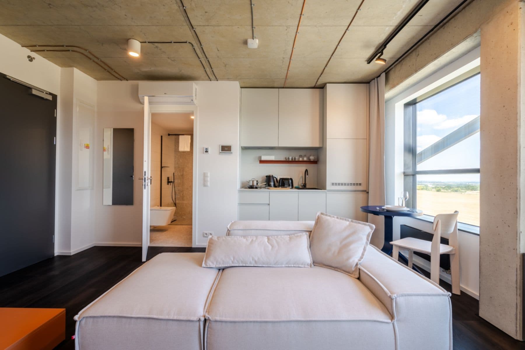 Studio flat to rent, 33 m², Obchodní, Říčany, Středočeský Region Studio flat to rent, 33 m², Obchodní, Říčany, Středočeský Region