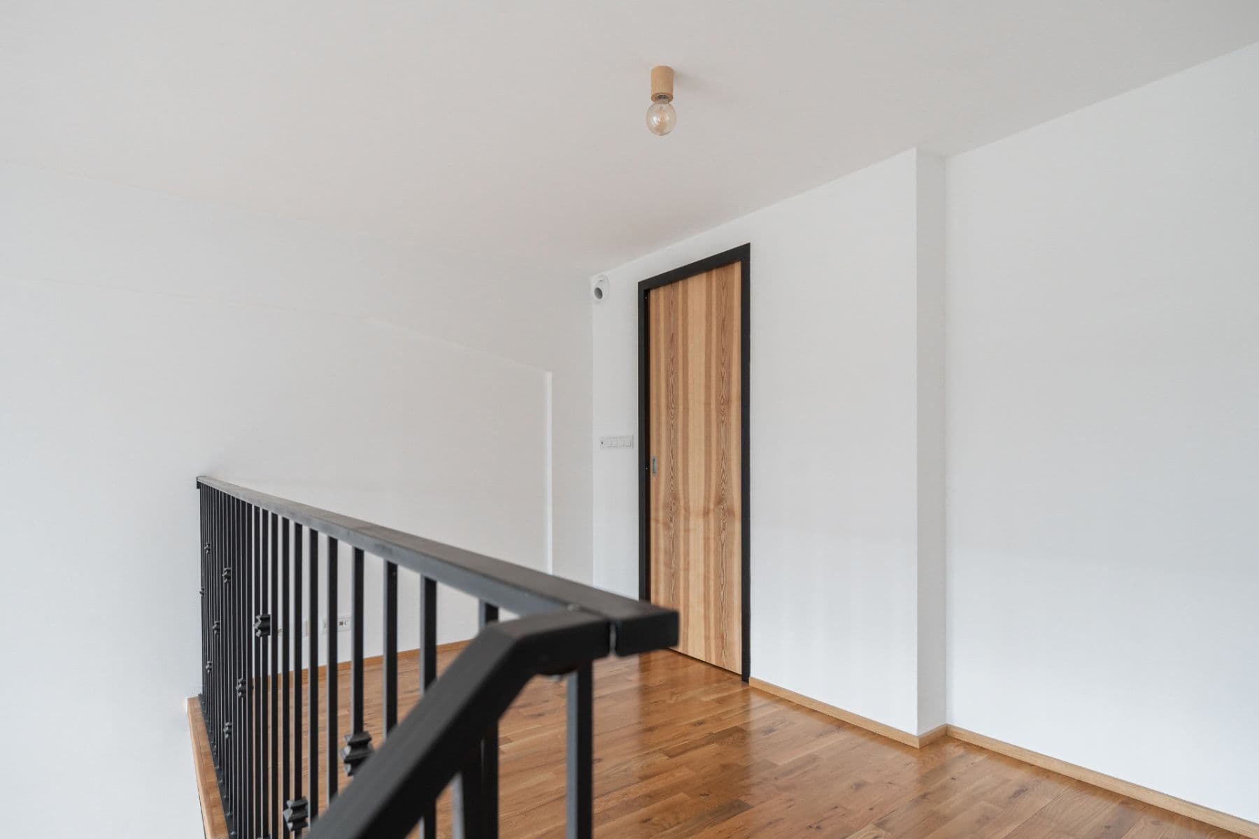 2 bedroom with open-plan kitchen flat to rent, 84 m², Ambrožova, Prague, Prague 2 bedroom with open-plan kitchen flat to rent, 84 m², Ambrožova, Prague, Prague