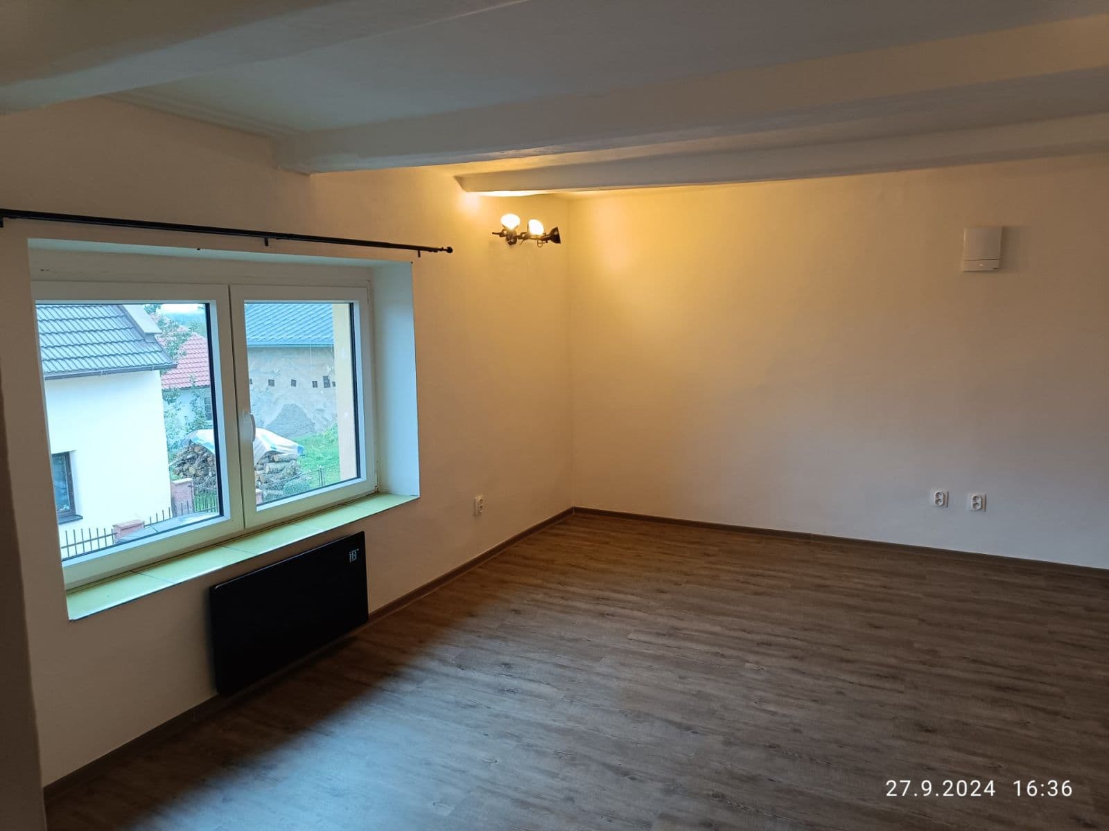 Studio flat to rent, 35 m², Nebužely, Středočeský Region Studio flat to rent, 35 m², Nebužely, Středočeský Region