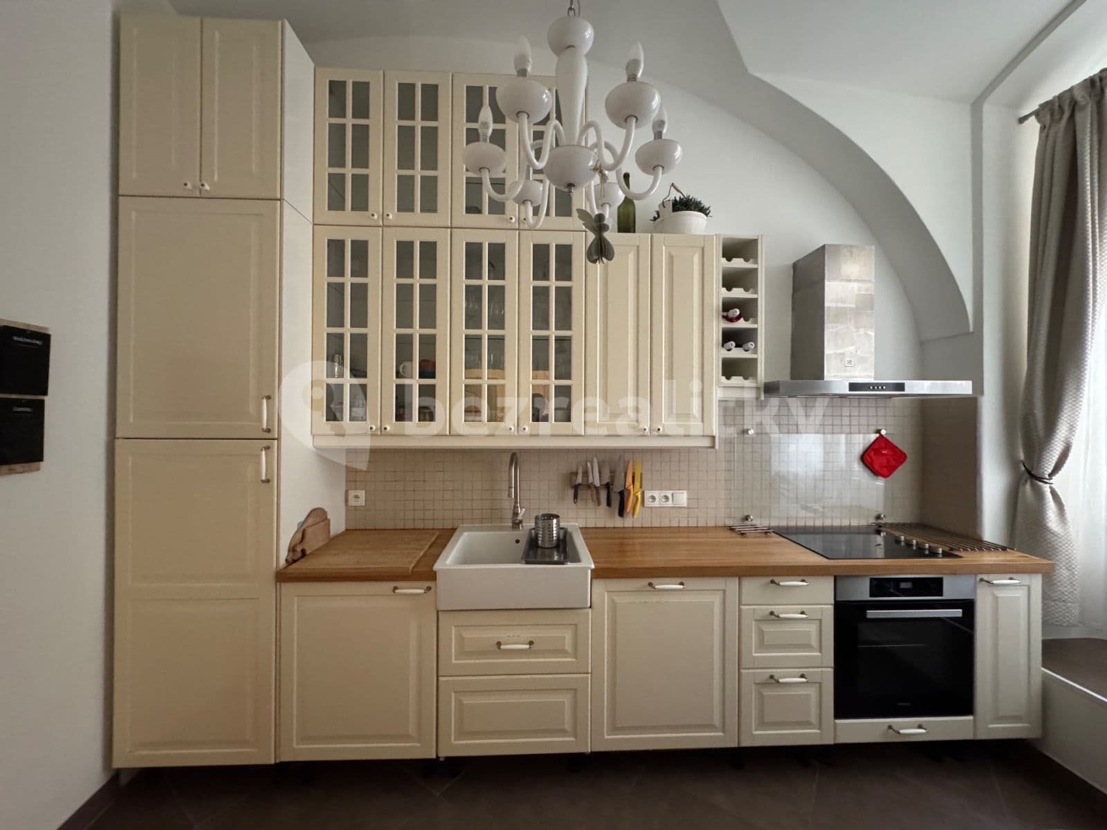 1 bedroom flat to rent, 55 m², V Jirchářích, Prague, Prague 1 bedroom flat to rent, 55 m², V Jirchářích, Prague, Prague