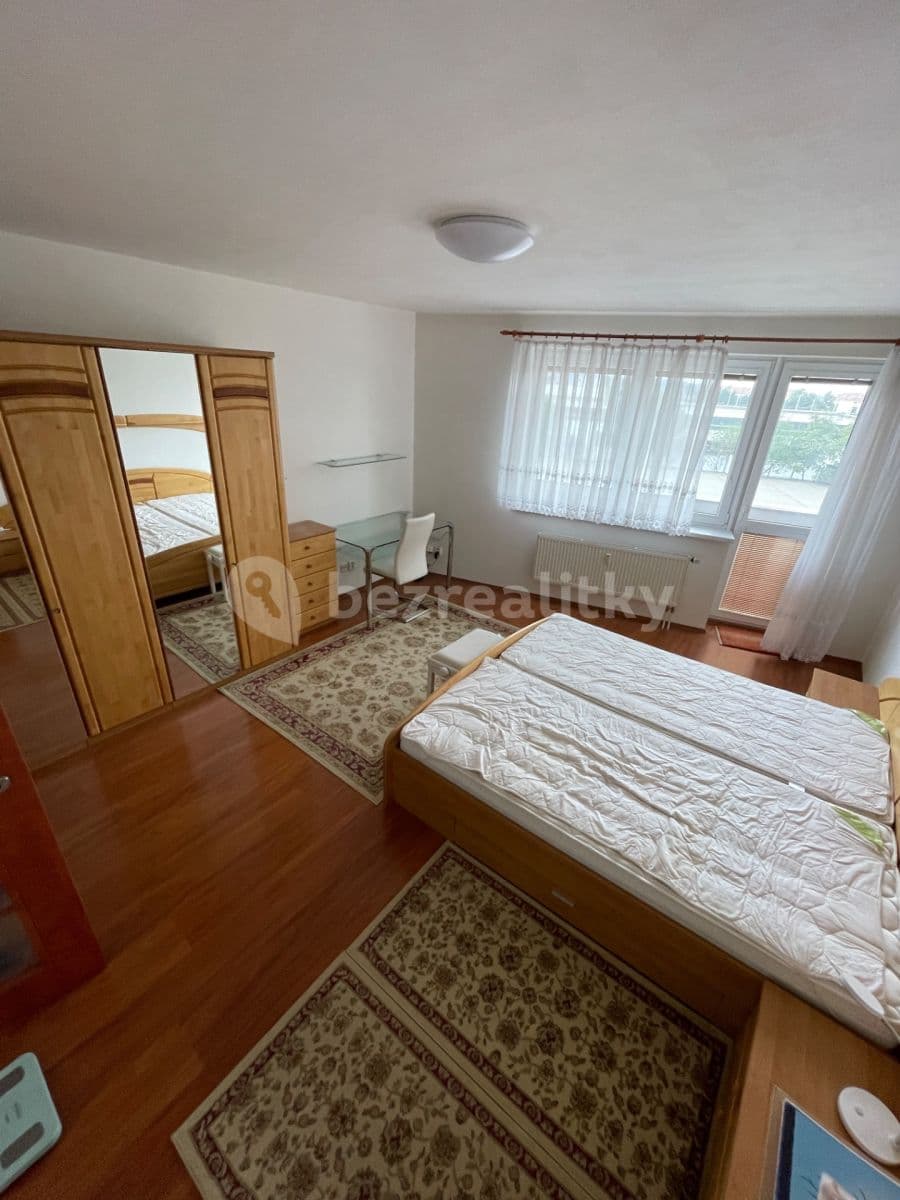 1 bedroom with open-plan kitchen flat to rent, 72 m², Jírova, Brno, Jihomoravský Region 1 bedroom with open-plan kitchen flat to rent, 72 m², Jírova, Brno, Jihomoravský Region