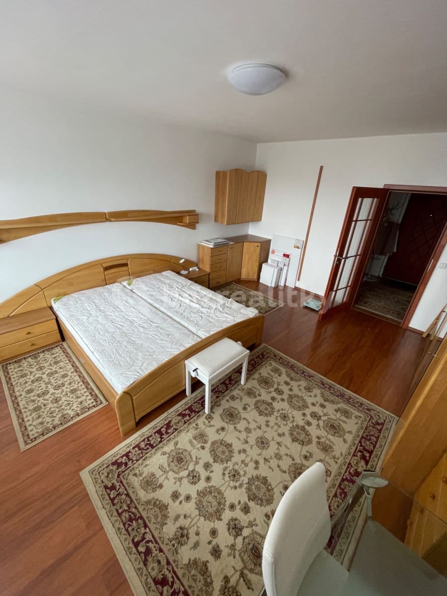 1 bedroom with open-plan kitchen flat to rent, 72 m², Jírova, Brno, Jihomoravský Region 1 bedroom with open-plan kitchen flat to rent, 72 m², Jírova, Brno, Jihomoravský Region