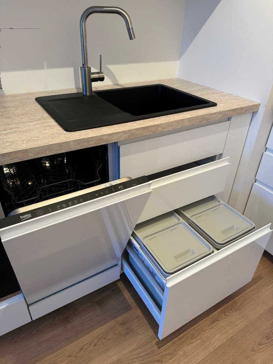 1 bedroom with open-plan kitchen flat to rent, 45 m², U Židovského hřbitova, Beroun, Středočeský Region 1 bedroom with open-plan kitchen flat to rent, 45 m², U Židovského hřbitova, Beroun, Středočeský Region