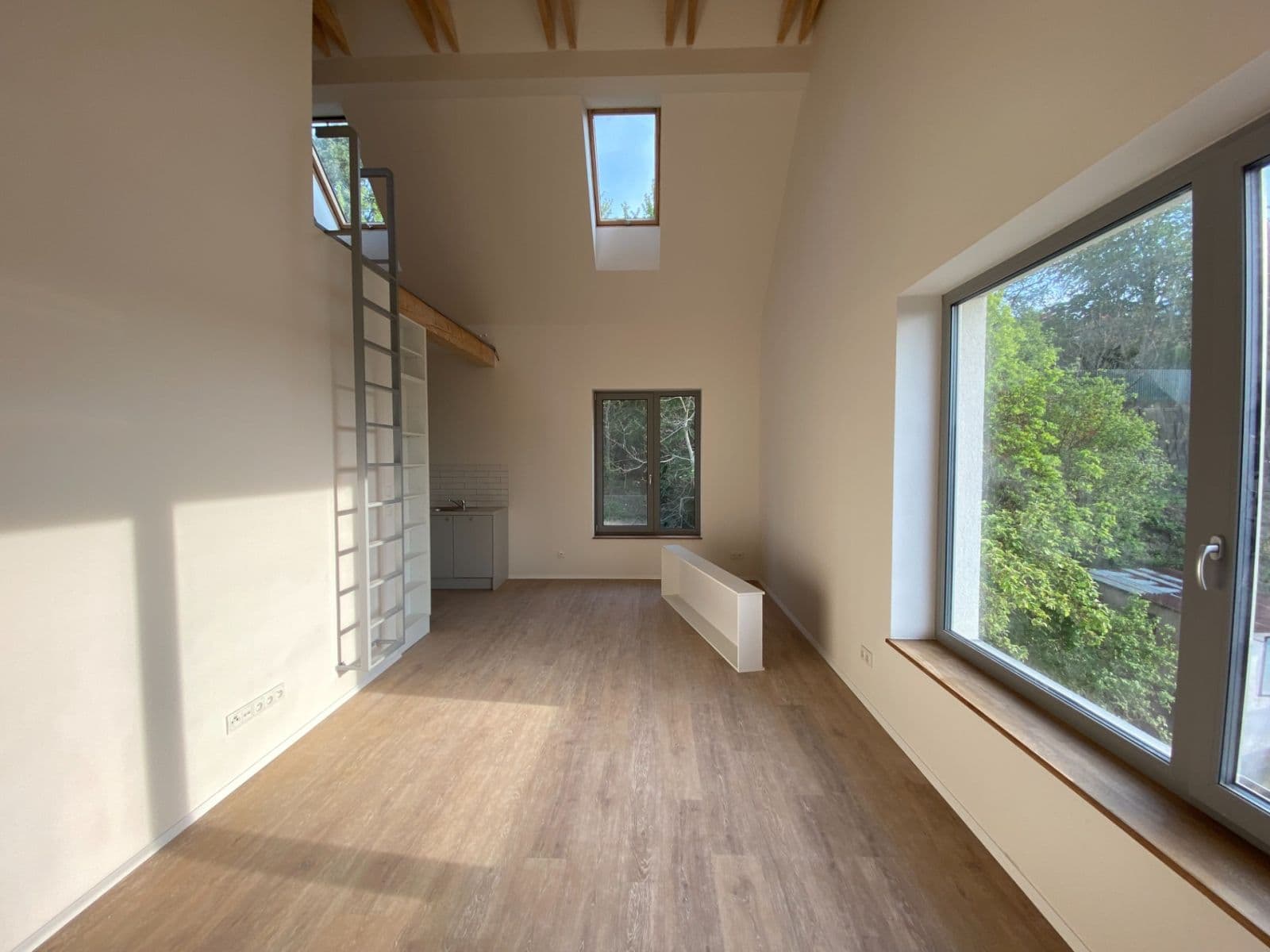 1 bedroom with open-plan kitchen flat to rent, 53 m², Karlovarská, Prague, Prague 1 bedroom with open-plan kitchen flat to rent, 53 m², Karlovarská, Prague, Prague