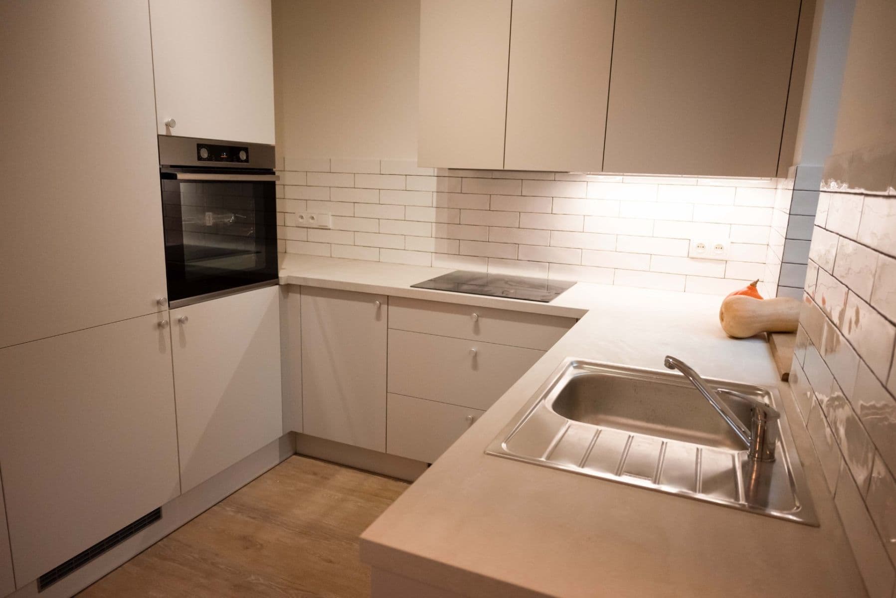 1 bedroom with open-plan kitchen flat to rent, 53 m², Karlovarská, Prague, Prague 1 bedroom with open-plan kitchen flat to rent, 53 m², Karlovarská, Prague, Prague