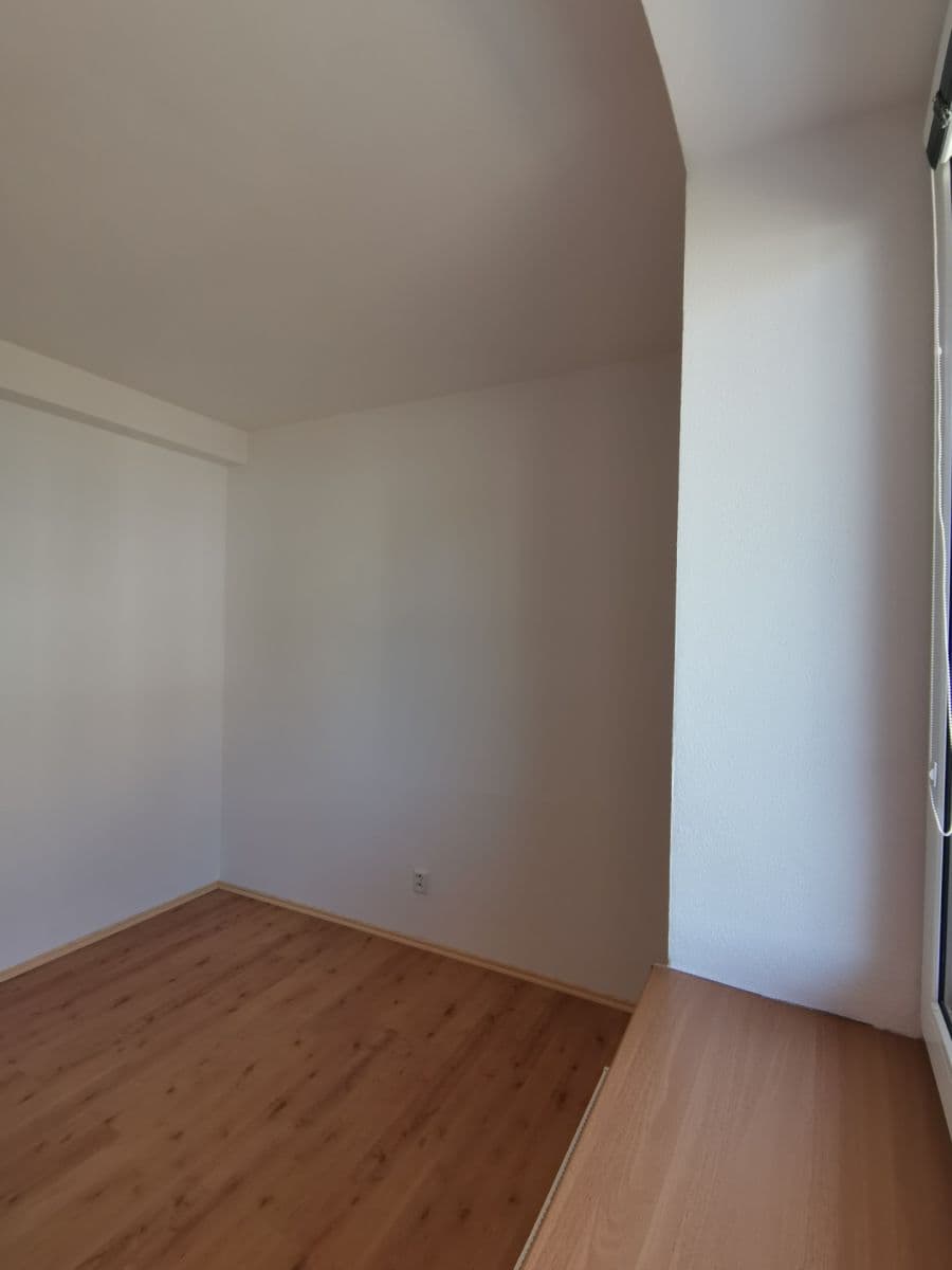 1 bedroom with open-plan kitchen flat for sale, 52 m², Lavického, Třebíč, Vysočina Region 1 bedroom with open-plan kitchen flat for sale, 52 m², Lavického, Třebíč, Vysočina Region