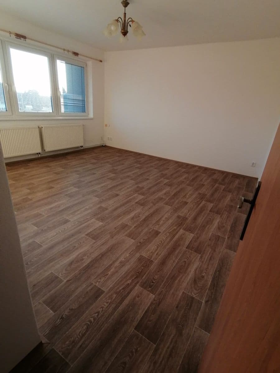 3 bedroom flat to rent, 88 m², Nezvalova, Jirny, Středočeský Region 3 bedroom flat to rent, 88 m², Nezvalova, Jirny, Středočeský Region