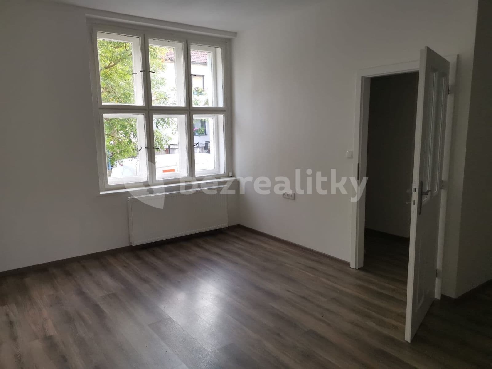 1 bedroom with open-plan kitchen flat to rent, 52 m², 17. listopadu, Mělník, Středočeský Region 1 bedroom with open-plan kitchen flat to rent, 52 m², 17. listopadu, Mělník, Středočeský Region