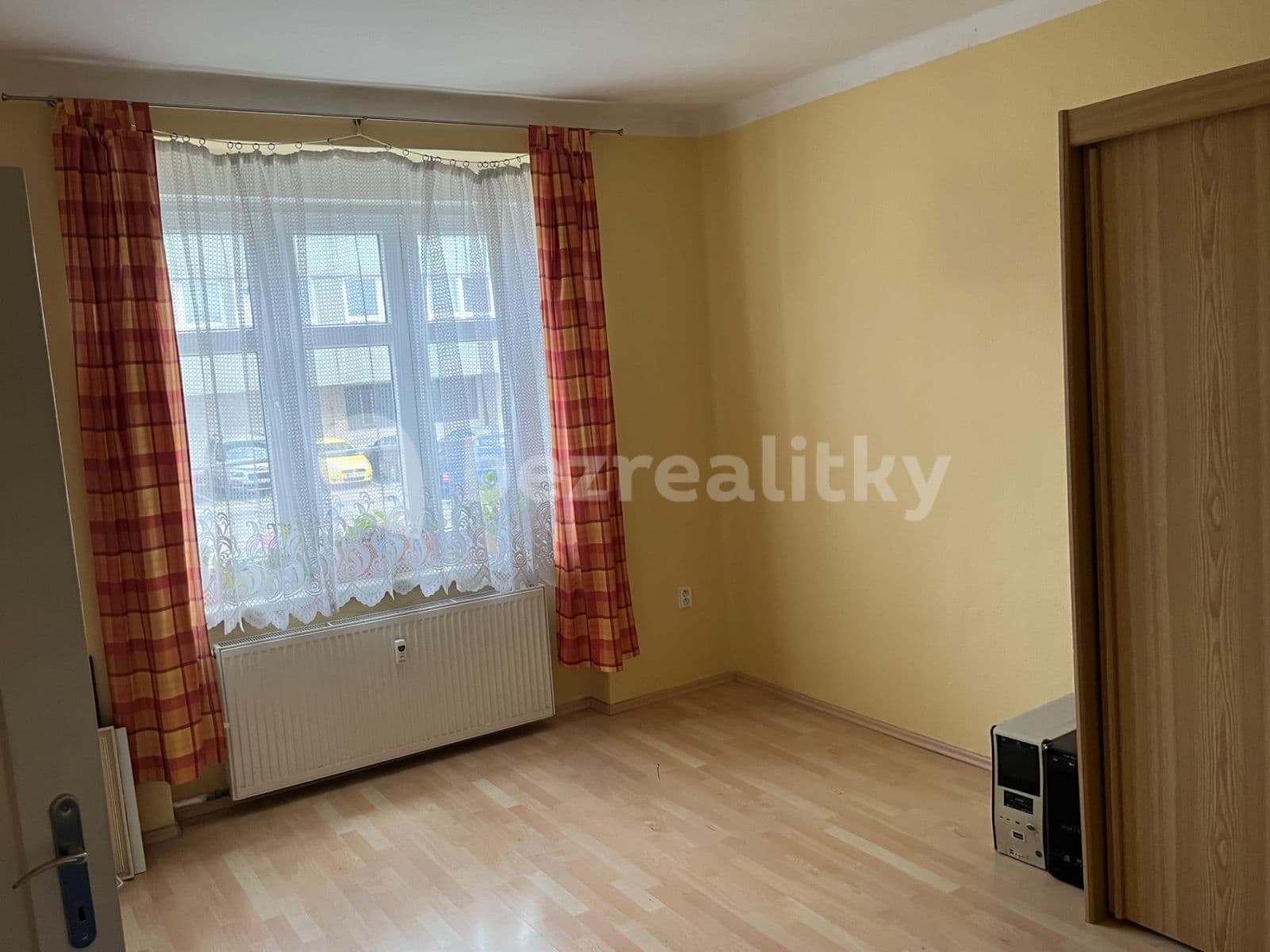 1 bedroom with open-plan kitchen flat to rent, 39 m², U Vlastního krbu, Teplice, Ústecký Region 1 bedroom with open-plan kitchen flat to rent, 39 m², U Vlastního krbu, Teplice, Ústecký Region