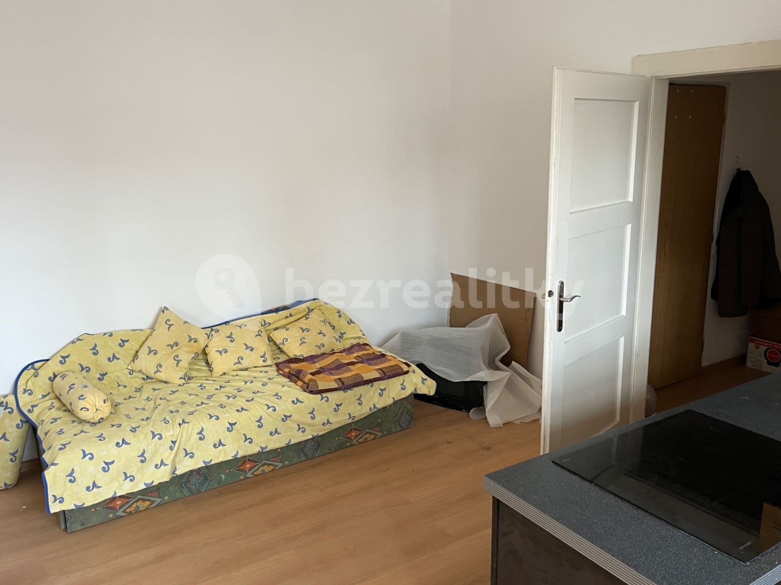1 bedroom with open-plan kitchen flat to rent, 39 m², U Vlastního krbu, Teplice, Ústecký Region 1 bedroom with open-plan kitchen flat to rent, 39 m², U Vlastního krbu, Teplice, Ústecký Region