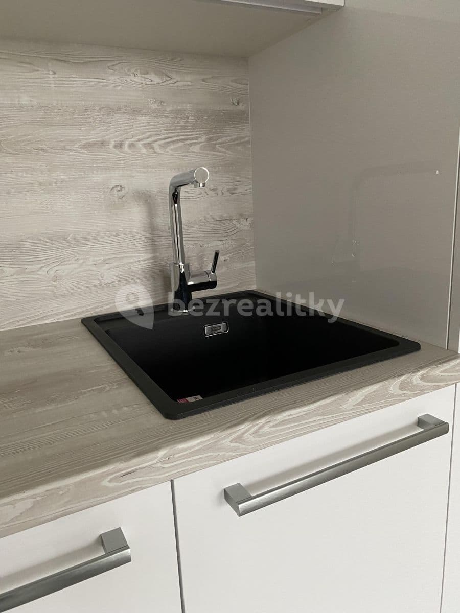 Studio flat to rent, 37 m², Brno, Jihomoravský Region Studio flat to rent, 37 m², Brno, Jihomoravský Region