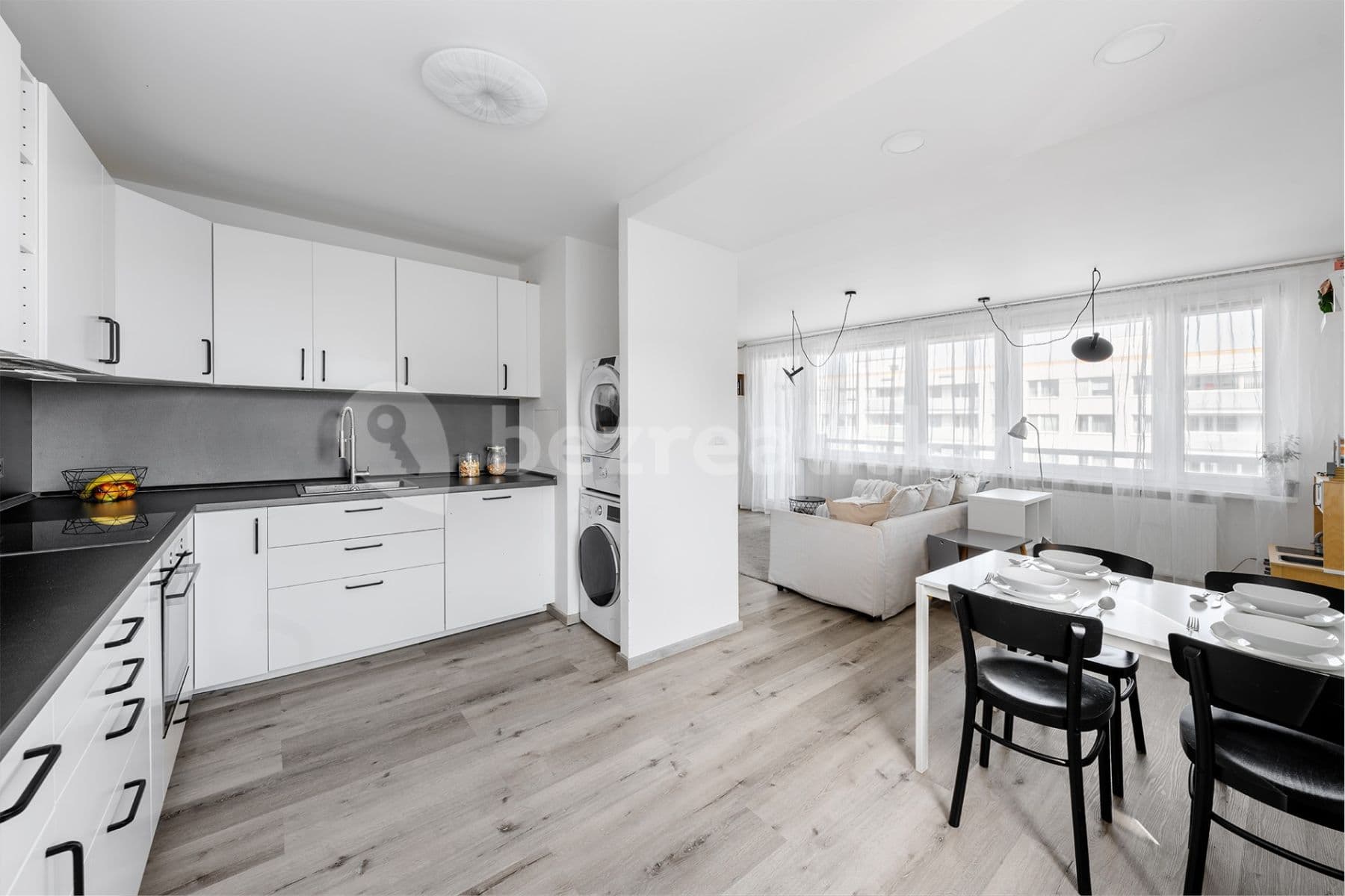 2 bedroom with open-plan kitchen flat to rent, 79 m², Přecechtělova, Prague, Prague 2 bedroom with open-plan kitchen flat to rent, 79 m², Přecechtělova, Prague, Prague