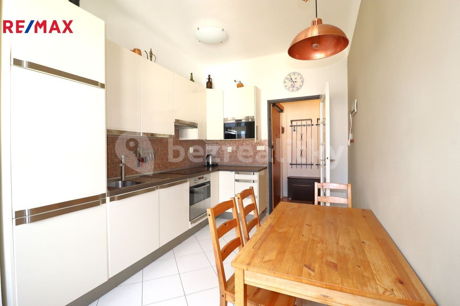 3 bedroom flat to rent, 92 m², Štefánikova, Prague, Prague 3 bedroom flat to rent, 92 m², Štefánikova, Prague, Prague