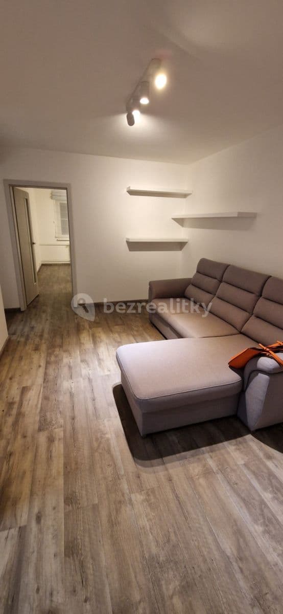 1 bedroom with open-plan kitchen flat to rent, 42 m², Braniborská, Milovice, Středočeský Region 1 bedroom with open-plan kitchen flat to rent, 42 m², Braniborská, Milovice, Středočeský Region