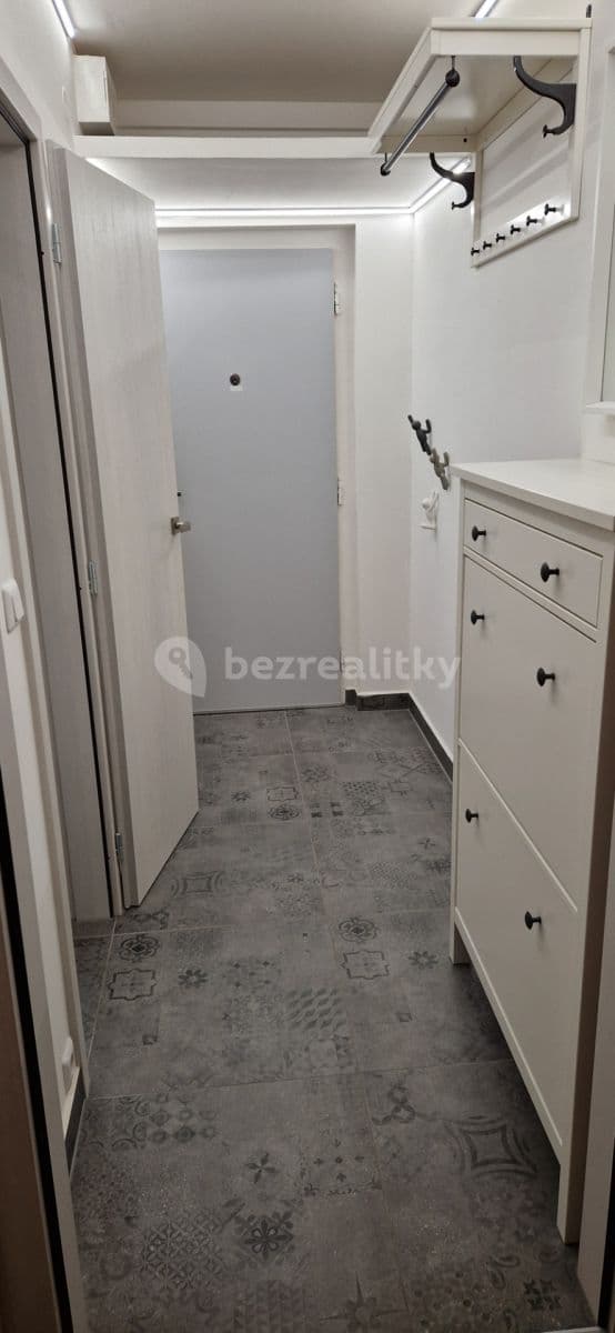 1 bedroom with open-plan kitchen flat to rent, 42 m², Braniborská, Milovice, Středočeský Region 1 bedroom with open-plan kitchen flat to rent, 42 m², Braniborská, Milovice, Středočeský Region