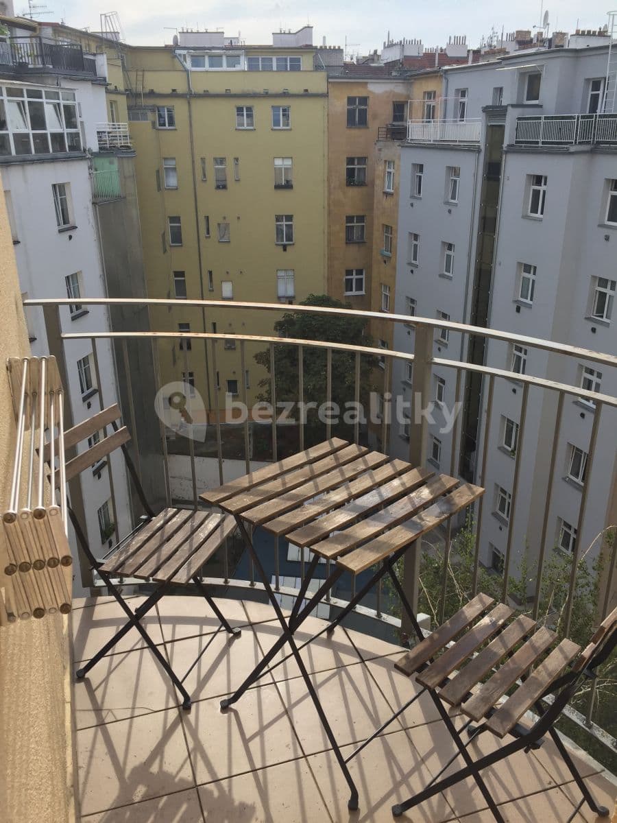 1 bedroom with open-plan kitchen flat to rent, 50 m², Nuselská, Prague, Prague 1 bedroom with open-plan kitchen flat to rent, 50 m², Nuselská, Prague, Prague