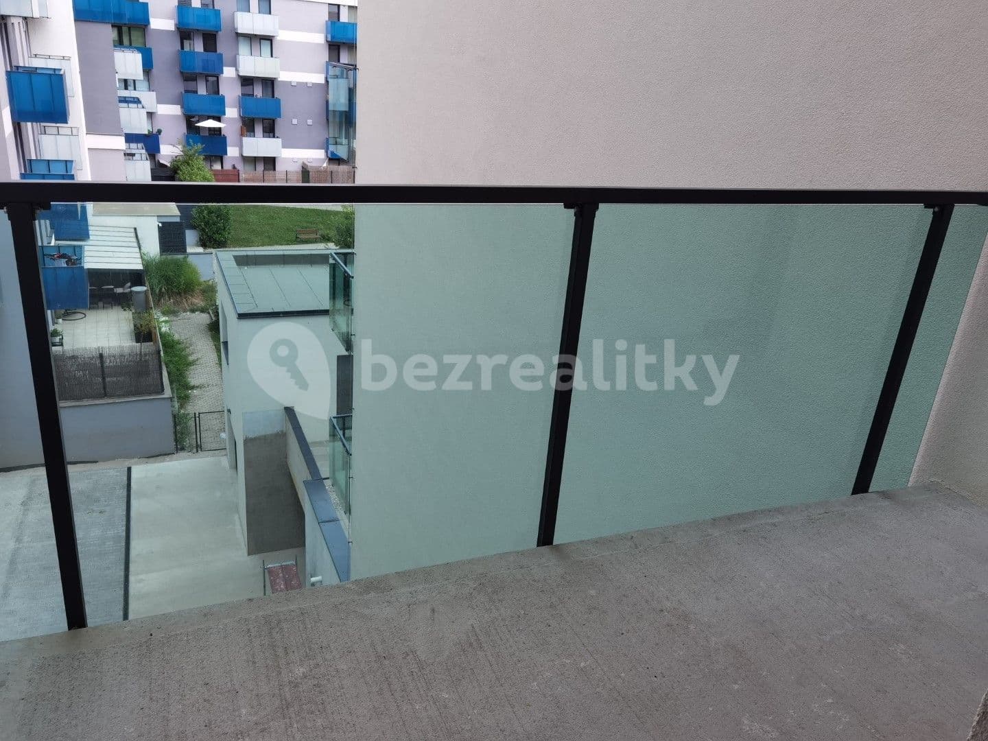 1 bedroom with open-plan kitchen flat to rent, 59 m², Poděbradova, Plzeň, Plzeňský Region 1 bedroom with open-plan kitchen flat to rent, 59 m², Poděbradova, Plzeň, Plzeňský Region