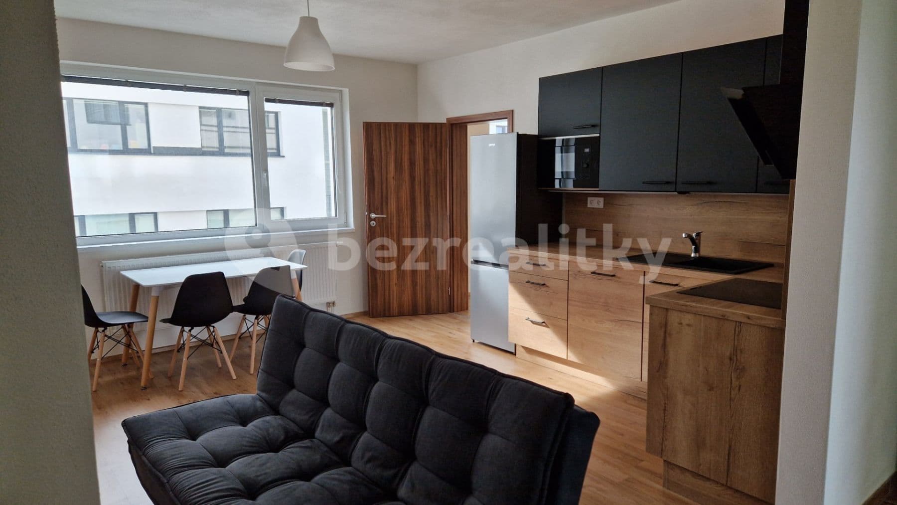 1 bedroom with open-plan kitchen flat to rent, 59 m², Poděbradova, Plzeň, Plzeňský Region 1 bedroom with open-plan kitchen flat to rent, 59 m², Poděbradova, Plzeň, Plzeňský Region