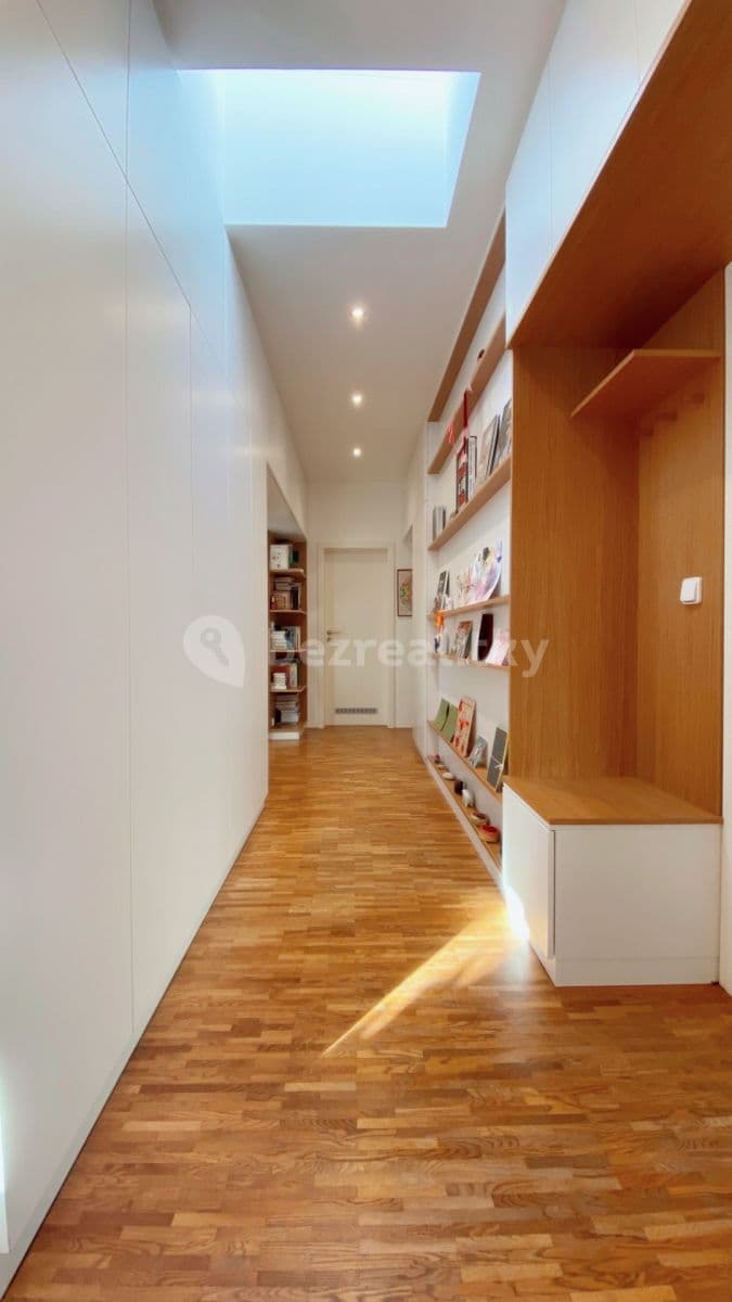 2 bedroom with open-plan kitchen flat to rent, 82 m², Buchovcova, Prague, Prague 2 bedroom with open-plan kitchen flat to rent, 82 m², Buchovcova, Prague, Prague