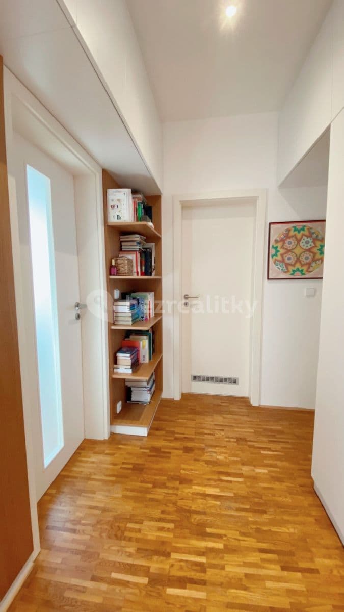2 bedroom with open-plan kitchen flat to rent, 82 m², Buchovcova, Prague, Prague 2 bedroom with open-plan kitchen flat to rent, 82 m², Buchovcova, Prague, Prague