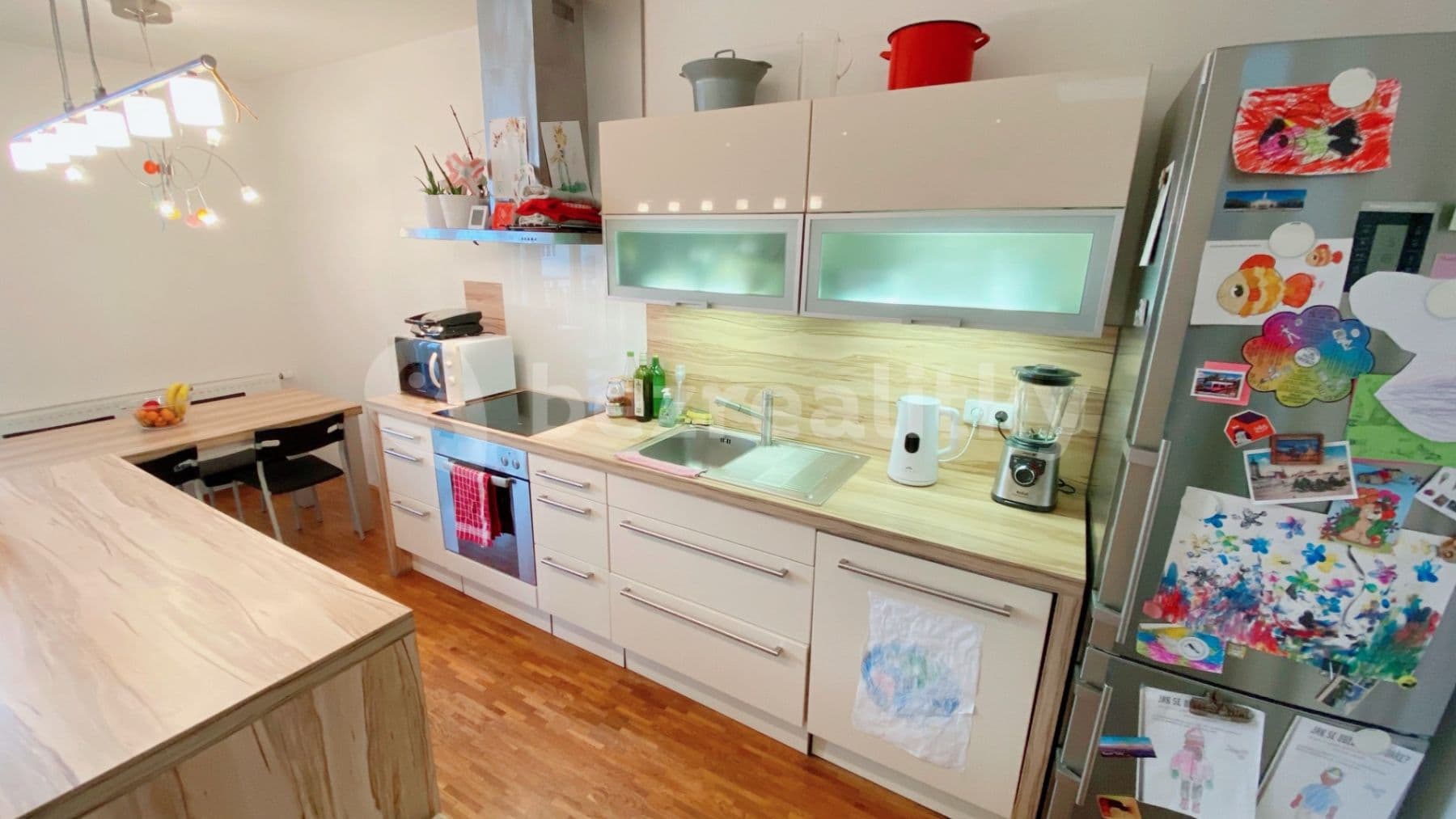 2 bedroom with open-plan kitchen flat to rent, 82 m², Buchovcova, Prague, Prague 2 bedroom with open-plan kitchen flat to rent, 82 m², Buchovcova, Prague, Prague