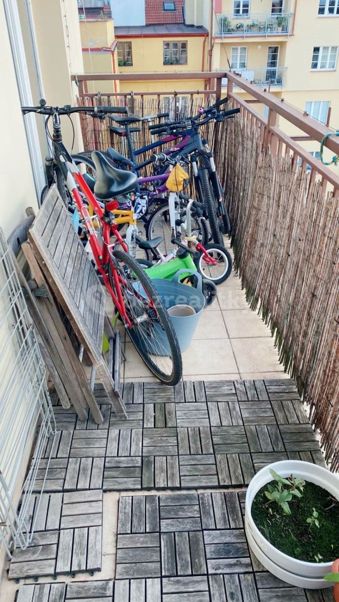 2 bedroom with open-plan kitchen flat to rent, 82 m², Buchovcova, Prague, Prague 2 bedroom with open-plan kitchen flat to rent, 82 m², Buchovcova, Prague, Prague