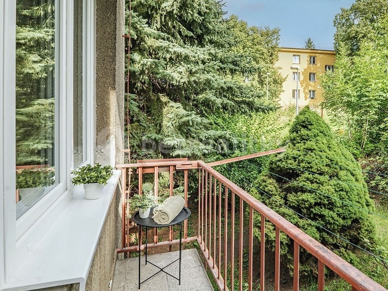 2 bedroom with open-plan kitchen flat to rent, 50 m², U Blaženky, Prague, Prague 2 bedroom with open-plan kitchen flat to rent, 50 m², U Blaženky, Prague, Prague