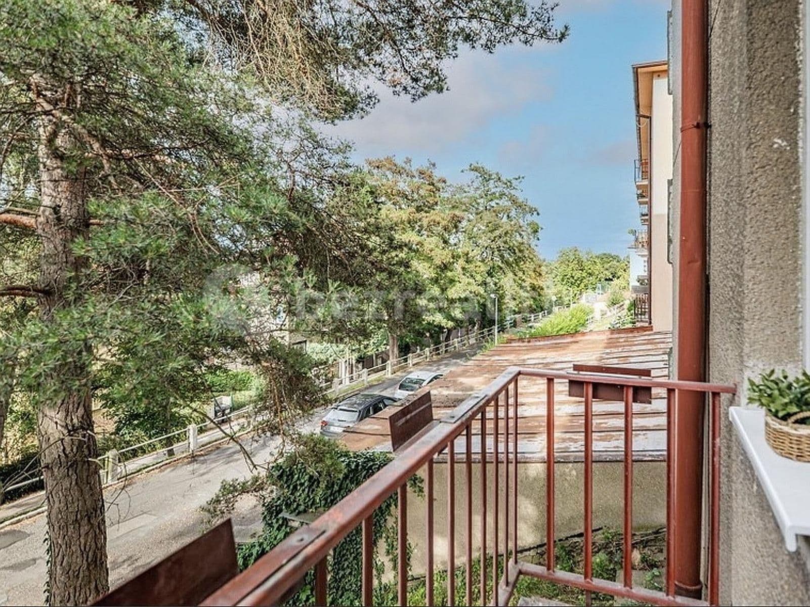 2 bedroom with open-plan kitchen flat to rent, 50 m², U Blaženky, Prague, Prague 2 bedroom with open-plan kitchen flat to rent, 50 m², U Blaženky, Prague, Prague