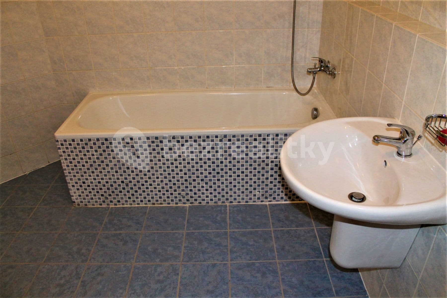 1 bedroom with open-plan kitchen flat to rent, 81 m², Na Harfě, Prague, Prague 1 bedroom with open-plan kitchen flat to rent, 81 m², Na Harfě, Prague, Prague