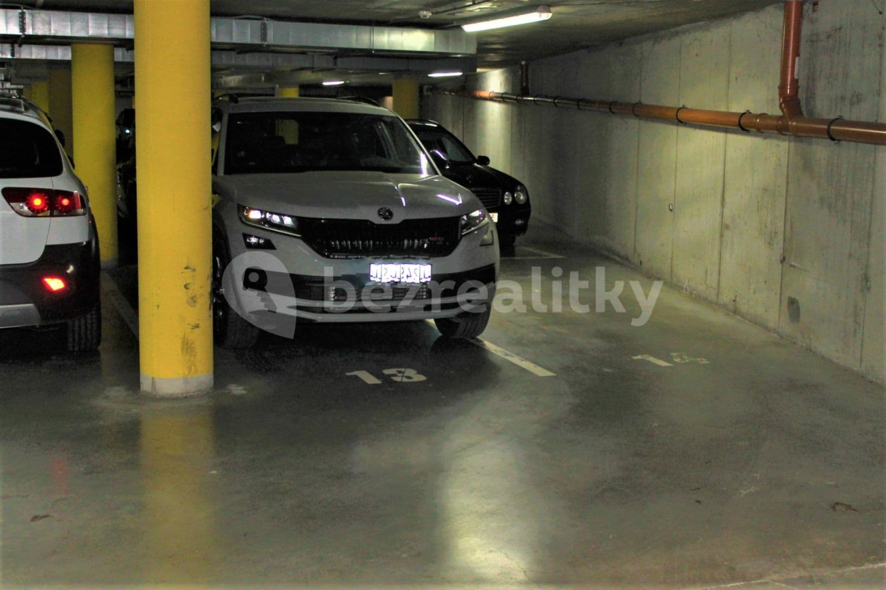 1 bedroom with open-plan kitchen flat to rent, 81 m², Na Harfě, Prague, Prague 1 bedroom with open-plan kitchen flat to rent, 81 m², Na Harfě, Prague, Prague